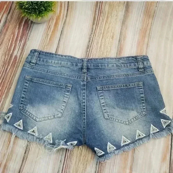 Anthropologie Distressed Denim Shorts Triangle Cutout Detail - Picture 8 of 8